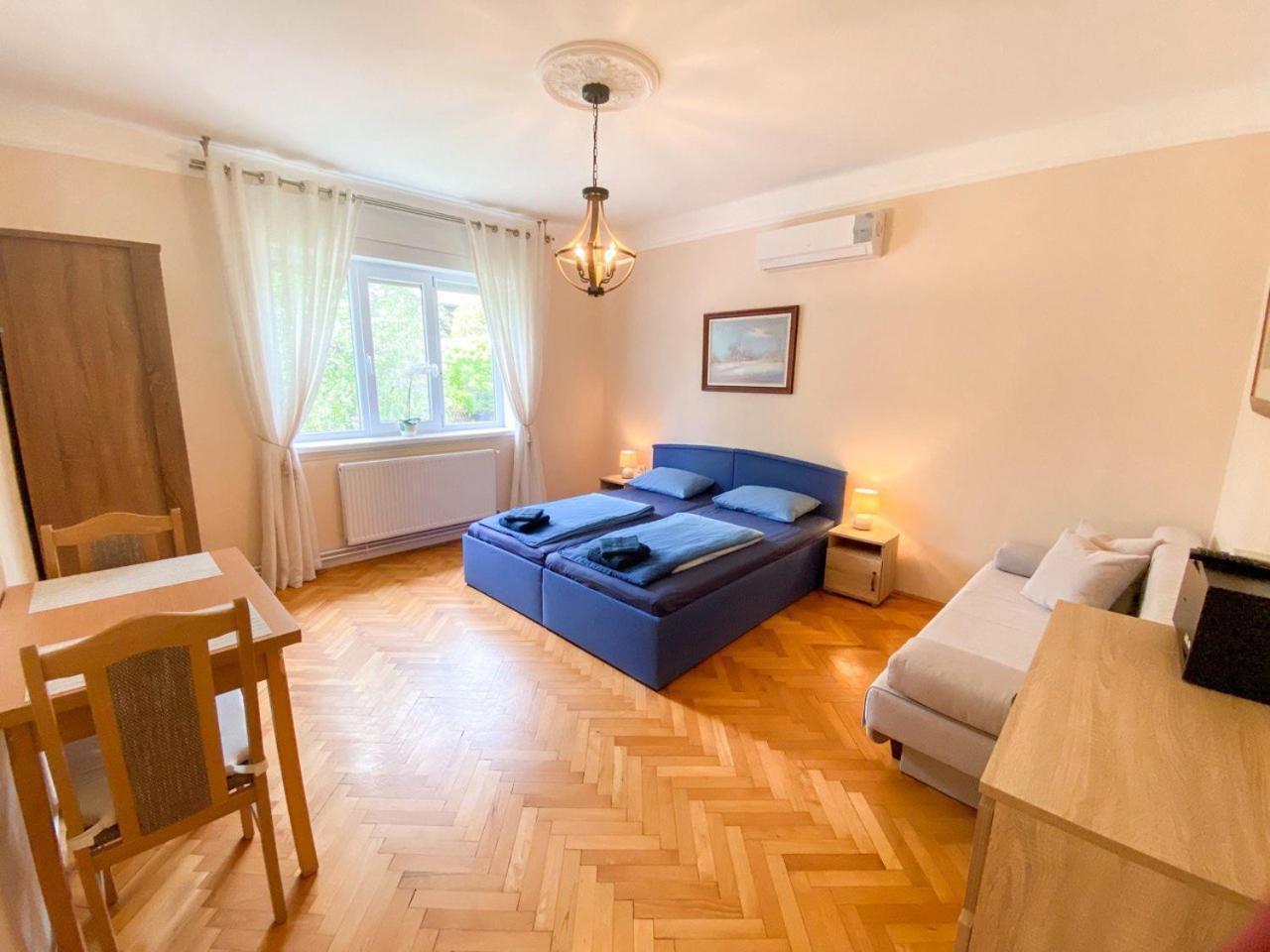 Apartment Vilara *